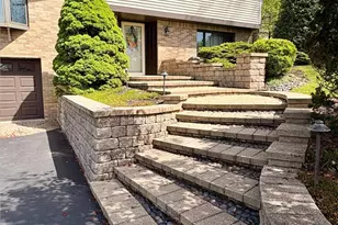 5122 Leroy Dr, Hampton, PA 15044 - Photo 2