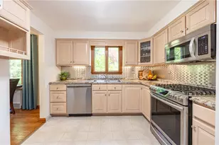 5122 Leroy Dr, Hampton, PA 15044 - Photo 8