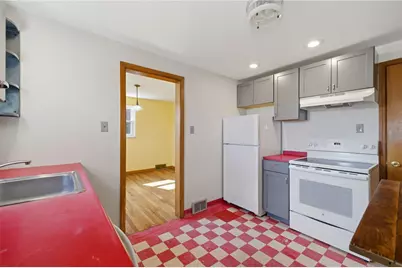 1134 Peermont Ave, Pittsburgh, PA 15216 - Photo 14