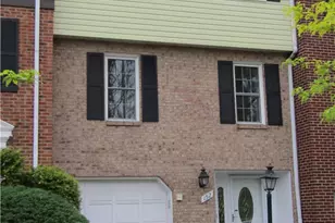 152 Aberdeen Dr, Pittsburgh, PA 15237 - Photo 1