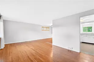3975 Green Valley Dr, Hampton, PA 15116 - Photo 4