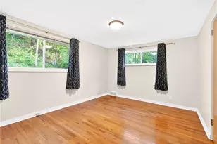 3975 Green Valley Dr, Hampton, PA 15116 - Photo 14