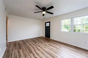 305 Victoria Dr, Monroeville, PA 15146 - Photo 6