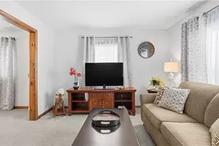 32 Herbst Rd, Kennedy Township, PA 15108 - Photo 10