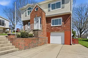 32 Herbst Rd, Kennedy Township, PA 15108 - Photo 4