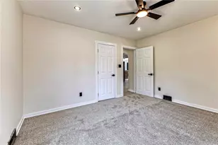 100 5th Ave, Latrobe, PA 15650 - Photo 24