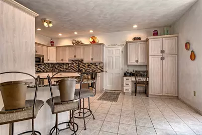 131 Mount Vernon Dr, Elizabeth Twp/Boro, PA 15135 - Photo 12