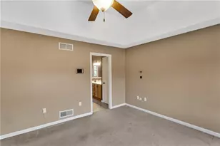 699 Surfside Dr, Pittsburgh, PA 15239 - Photo 20