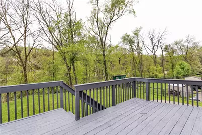 699 Surfside Dr, Pittsburgh, PA 15239 - Photo 12