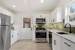 1709 Buena Vista St, Pittsburgh, PA 15212 - Photo 14