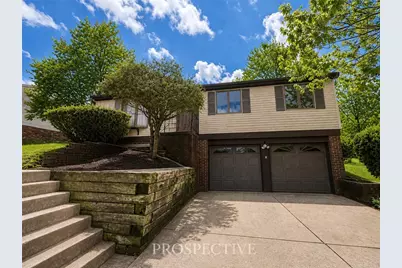 114 Pinoak Ln, North Fayette, PA 15126 - Photo 2