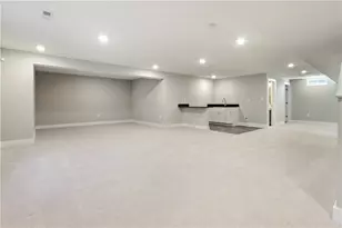 1001 Stonegate Dr, South Fayette, PA 15057 - Photo 34
