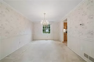 2125 Berkshire Dr, Monroeville, PA 15146 - Photo 6