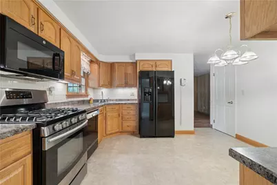 2125 Berkshire Drive, Monroeville, PA 15146 - Photo 12