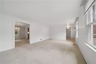 2125 Berkshire Dr, Monroeville, PA 15146 - Photo 6