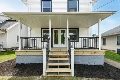 716 Terrace Ave, Grove City Boro, PA 16127 - Photo 2
