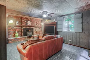 143 Charity Dr, Center Township, PA 15001 - Photo 34