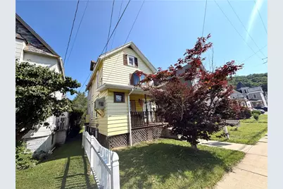 121 Elizabeth Ave, Evans City, PA 16033 - Photo 2