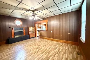121 Elizabeth Ave, Evans City, PA 16033 - Photo 10