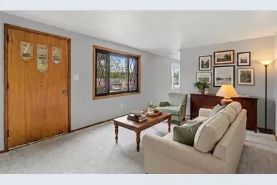 148 Dorothy Dr, Pittsburgh, PA 15235 - Photo 4