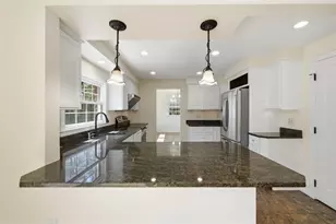 123 Point Vue Dr, Ross Twp, PA 15237 - Photo 8