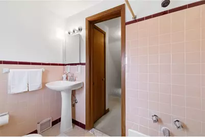 1136 Peermont Ave, Pittsburgh, PA 15216 - Photo 20