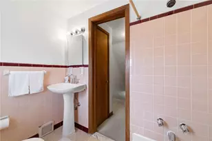 1136 Peermont Ave, Pittsburgh, PA 15216 - Photo 20