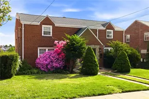 1136 Peermont Ave, Pittsburgh, PA 15216 - Photo 2