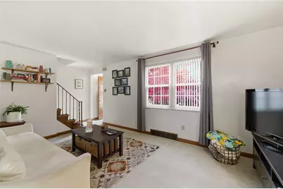 1136 Peermont Ave, Pittsburgh, PA 15216 - Photo 6