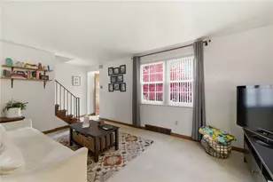 1136 Peermont Ave, Pittsburgh, PA 15216 - Photo 6