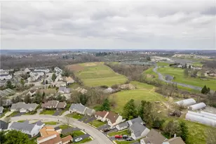 2554B Pheasant Run, Pittsburgh, PA 15090 - Photo 34