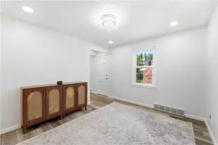 51 Greenlee Rd, Pittsburgh, PA 15227 - Photo 4