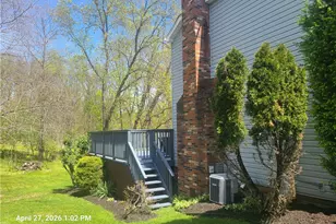1517 N Randolph Dr, Jefferson Hills, PA 15025 - Photo 4