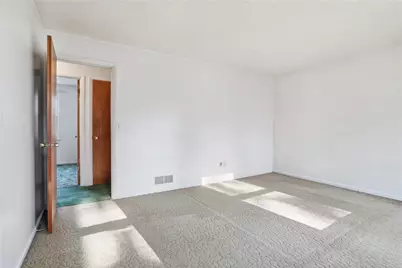 7730 Oak St, Ross Twp, PA 15237 - Photo 18