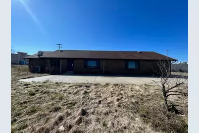 201 Fairview Dr, Center Township, PA 15061 - Photo 6