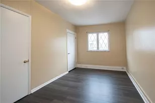1922 Harcum Wy, Pittsburgh, PA 15203 - Photo 12