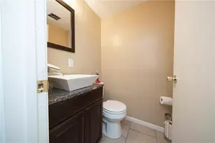 1922 Harcum Wy, Pittsburgh, PA 15203 - Photo 10