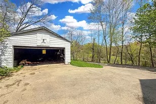 219 Ridgemont Dr, Big Beaver, PA 16115 - Photo 40