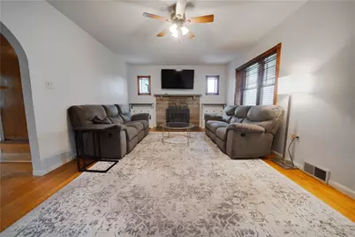 657 Lakeview Dr, South Strabane, PA 15301 - Photo 14