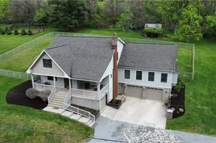 657 Lakeview Dr, South Strabane, PA 15301 - Photo 1
