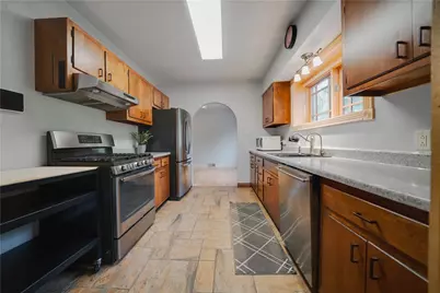 657 Lakeview Dr, South Strabane, PA 15301 - Photo 18