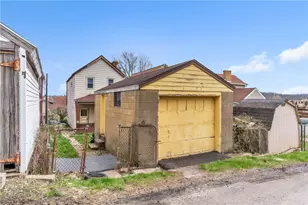 2444 Dewey St, Homestead, PA 15120 - Photo 30