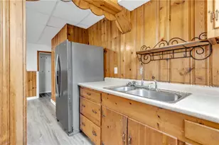 2444 Dewey St, Homestead, PA 15120 - Photo 10