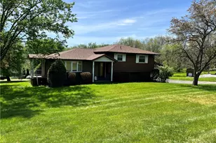 880 Pizza Barn Rd, Derry Township, PA 15717 - Photo 8