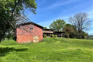 880 Pizza Barn Rd, Derry Township, PA 15717 - Photo 6