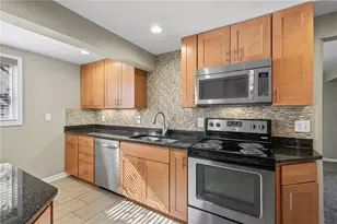 149 Anita Ave, Pittsburgh, PA 15217 - Photo 8