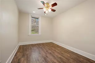 529 Windsor Ave, Pittsburgh, PA 15221 - Photo 16