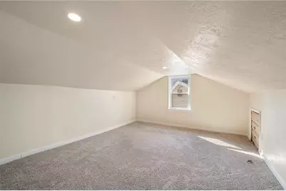 529 Windsor Ave, Pittsburgh, PA 15221 - Photo 20