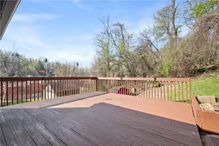 529 Windsor Ave, Pittsburgh, PA 15221 - Photo 26