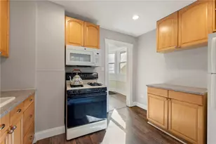 529 Windsor Ave, Pittsburgh, PA 15221 - Photo 12